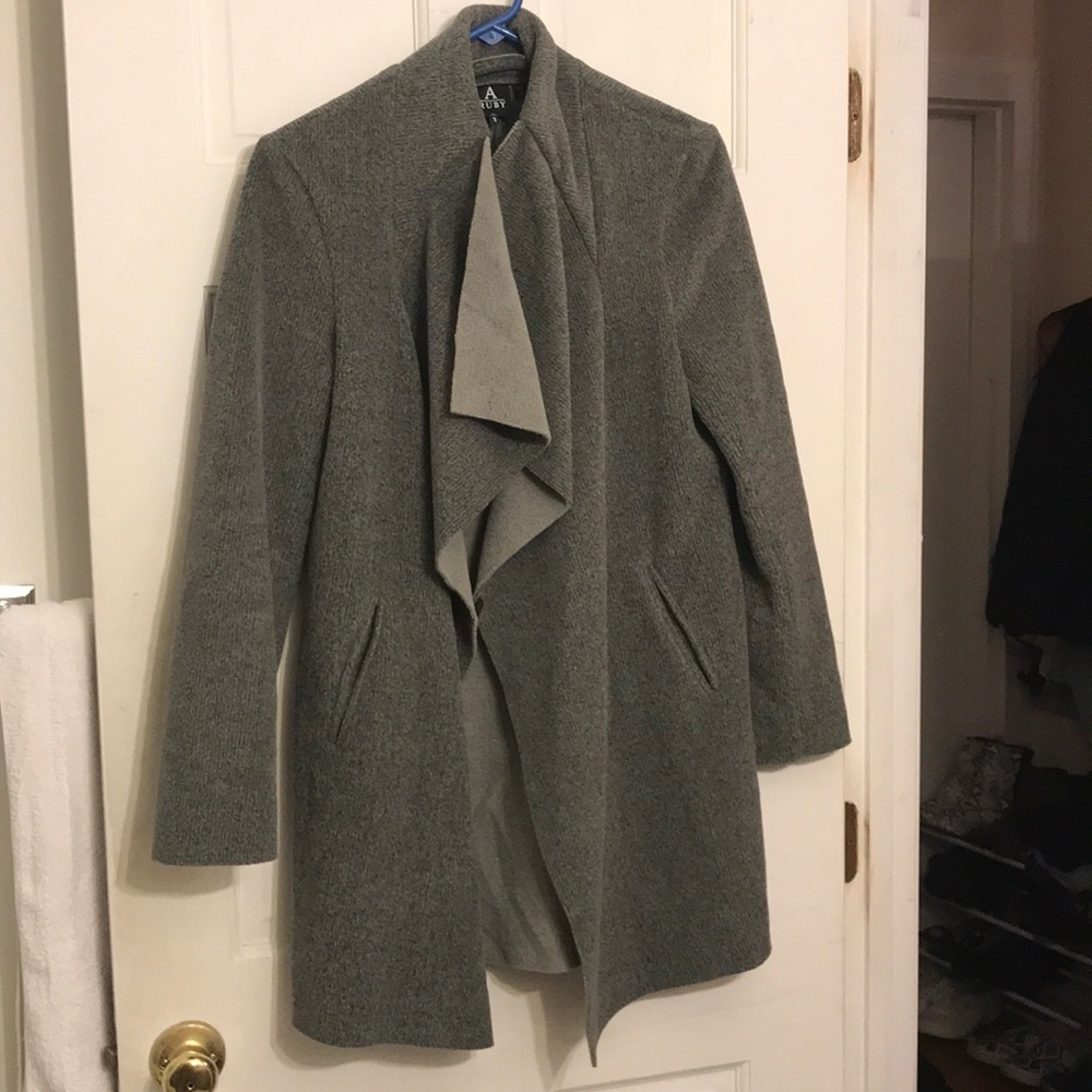 Fleece blanket-material cardigan